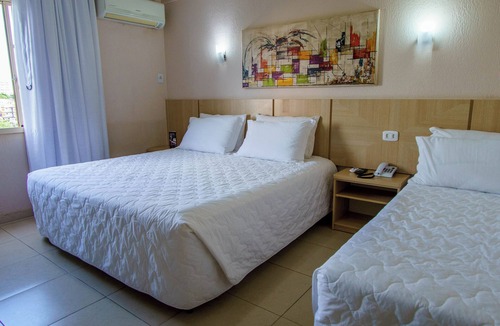 Foz do Iguacu City Centre Hotel | One Unit | Free Breakfast | Gym Access | Near Park