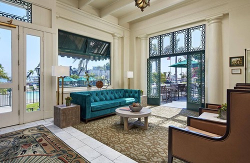 Coronado Hotel | One Unit | Private Parking | Near Beach