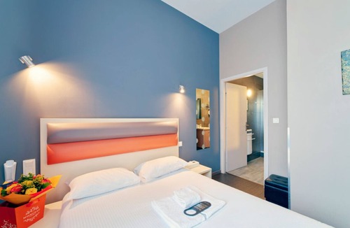Contades Hotel | One Unit w/Double Beds | Pets Allowed | Minutes Away from Strasbourg Museum
