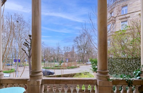 Contades Hotel | One Unit w/Two Beds | Pet Allowed | Near Place du Marché Gayot