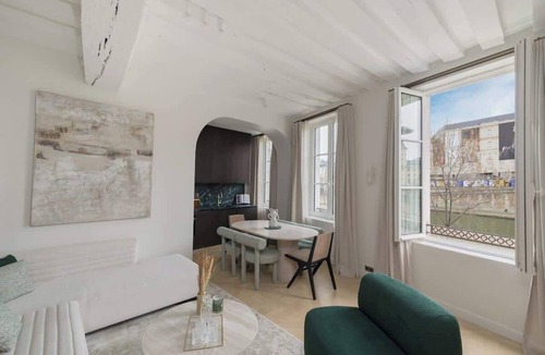 Quartier de la Monnaie Apartment | ONIRI - Serviced River View - Grands Augustins II