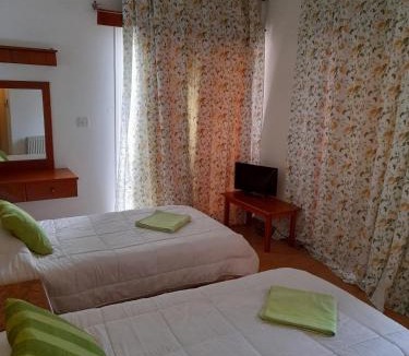 Larnaca City Centre Hotel | Onisillos Hotel