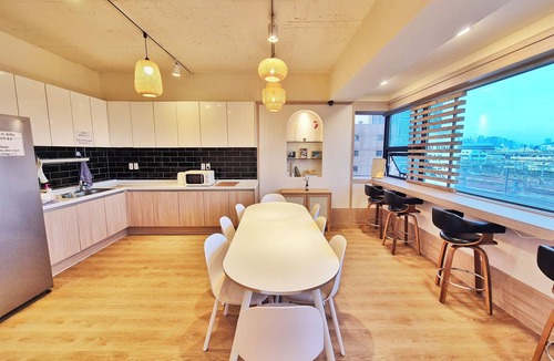 Choryang Hostel | onjung stay