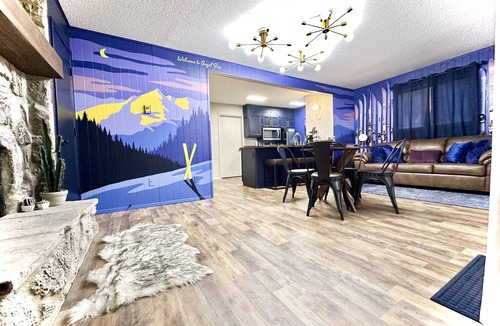 Angel Fire Condo | Only 2 Blocks from Resort Base! 2b-2ba-Fully Remodeled! 🚲