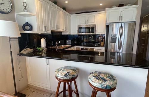 Honokowai Condo | Only a few days open in June '26! Book now a discounted rate. Oceanfront Views!