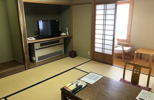 Senboku House | Onsen Yupopo