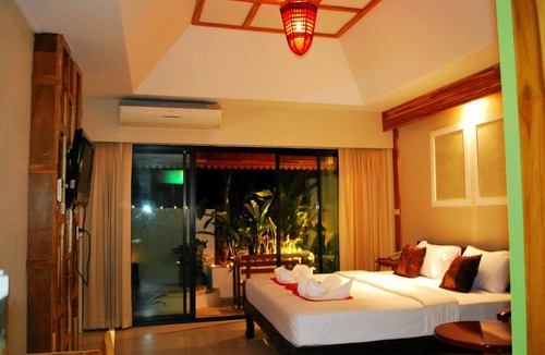 Pua Hotel | Oopkaew Resort