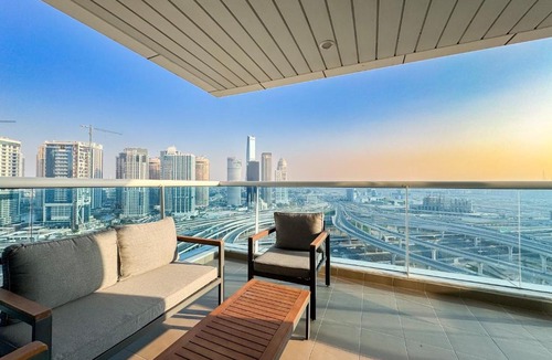 Dubai Marina Apartment | Opal Tower Condos - Dubai Marina