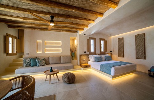 Perissa Hotel | Opalia Suites