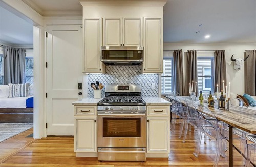 Forest Hills - Woodbourne Condo | Open-Concept 5BR Condo | Jamaica Plain & T Walk