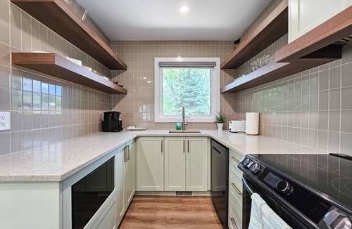 Tuxedo House | Open-Concept River Heights Home | 3 Bed | 2 Bath |