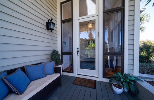 Seabrook Island House | Open Floor Plan! Walk to Beach, Amenity access included! Sleeps 10!