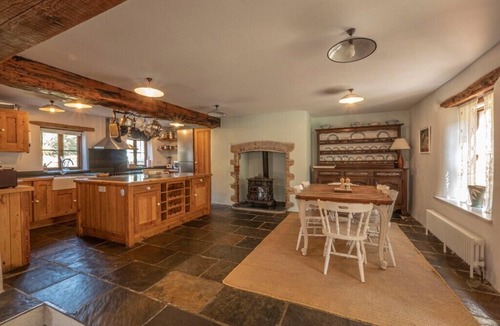 Bideford House | Open-plan, beautiful family house, near beach. Now re-open for bookings
