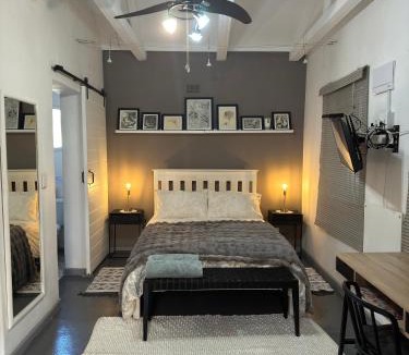 Belville Apartment | Open Room Comfort