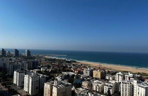 Ashdod Apartment | Open-space apartment by the SEA