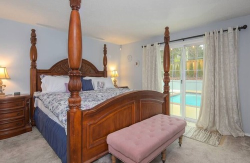 Vancouver House | Open & Spacious Resort w Hot tub ★ Basketball Court ★ Pingpong