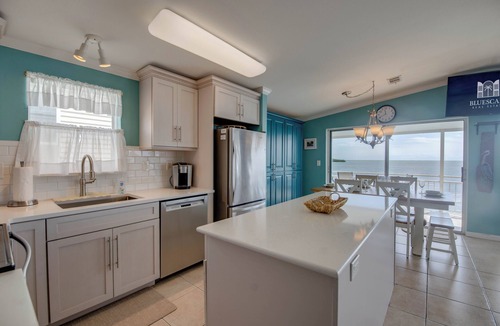 Cudjoe Key House | Open-water home with stunning views, 42' seawall for 40' boat, modern updates, large balcony