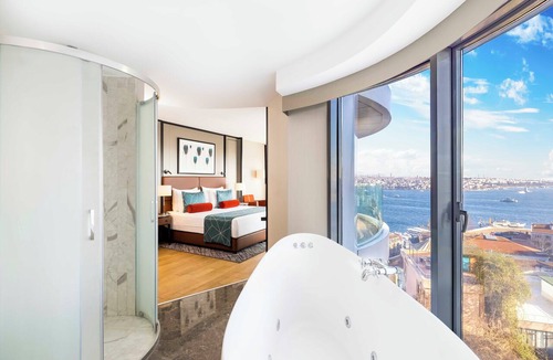 Kabatas Hotel | Opera Hotel Bosphorus - Preferred Hotels and Resorts