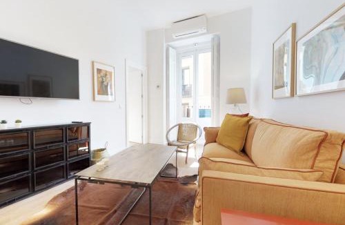 Palacio Apartment | Opera II