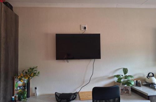 Alldays House | Oppieplaas