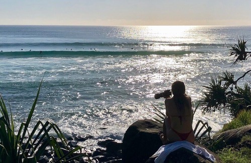 Burleigh Heads Apartment | Opposite Burleigh Beach (Swell Resort) - Fantastic Family accomodation sleeps 8
