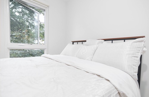 Optimist Park Apartment | Optimistic Oasis