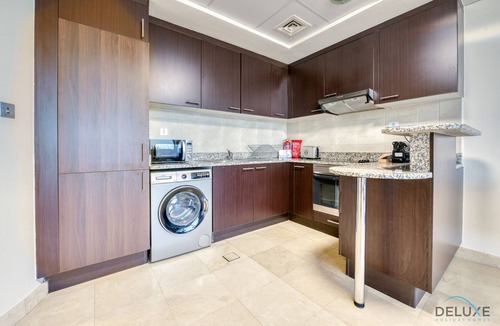 Bur Dubai Apartment | Opulent Studio at Sky Gardens DIFC by Deluxe Holiday Homes