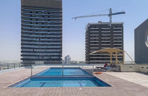 Dubai Sports City Apartment | Opulent Studio in the Heart of Sports City!