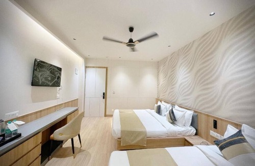 Green Park Hotel | OPUS