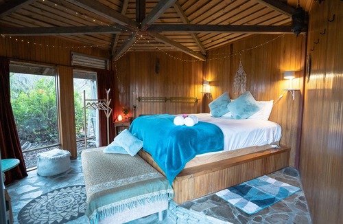 Sunshine Bay Cabin | Ora Retreat