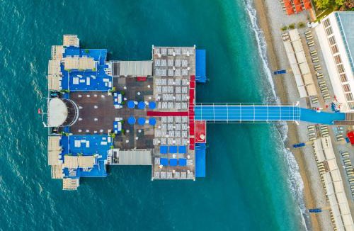 Kemer Resort | Orange County Kemer