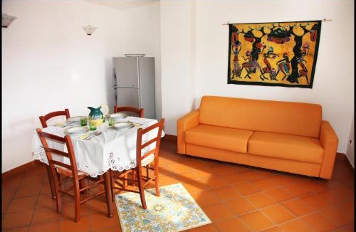 Minturno Apartment | Orange Garden