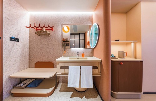 Pudong Hotel | Orange Hotel