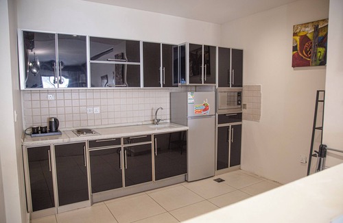 Qurish Street Apartment | Orans Suites