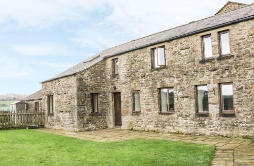 Fourstones Near Bentham House | Orcaber Farm Barn