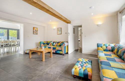Pontesbury House | Orchard Barns - Uk47200