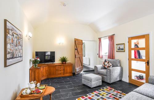 Cardeston House | Orchard View