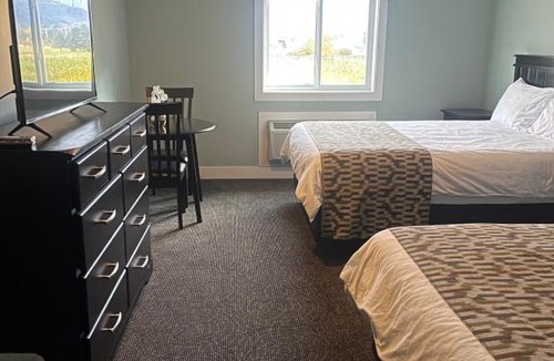 Okanagan-Similkameen Hotel | Orchard View Motel