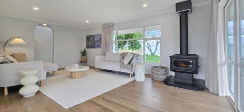 Riwaka Villa | Orchard View Villa - Gateway To Abel Tasman