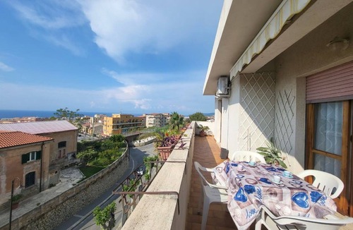 Tropea Apartment | Orchidea Apartment with Sea View, wi fi and air conditioning