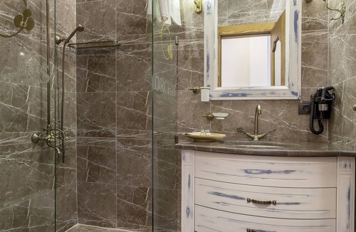 Ayvalik City Center Hotel | Orchis Hotel