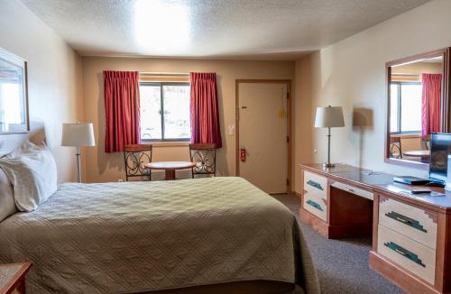 Buhl Hotel | Oregon Trail Inn