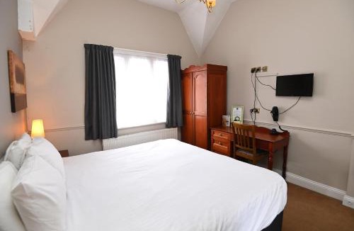 New Forest District Hotel | Original White Hart, Ringwood by Marston's Inns