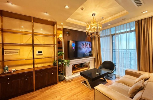 Hang Xanh Apartment | Orin - VinHomes Central Park - Apartments View Landmark 81