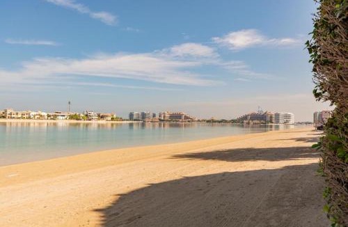 Palm Jumeirah Villa | Orion