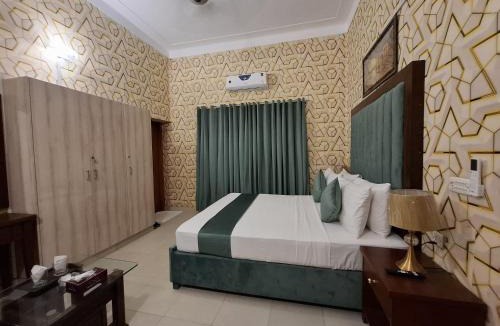 Gulberg Hotel | Orion Hotel