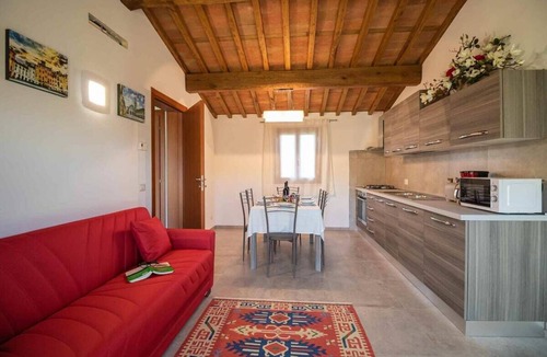 Colle di Compito Villa | Orlando, private pool house, A/C, WiFi. Lucca.