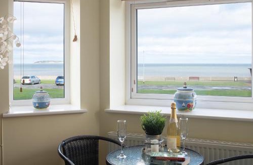 Llanfairfechan Apartment | Orme View