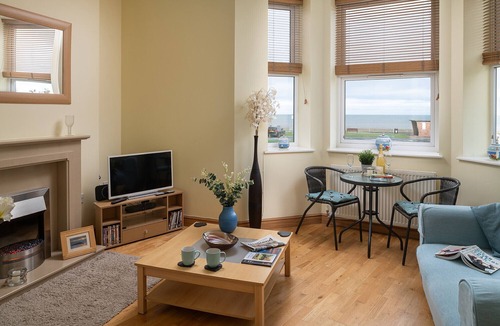 Llanfairfechan Cottage | Orme View - Two Bedroom Cottage, Sleeps 4