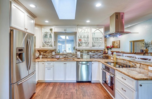Ormond Beach House | Ormond Beach Retreat w/Private Pool & Grill!